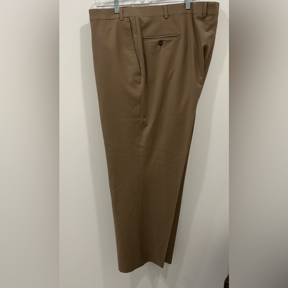 Riviera Other - Jack Victor Riviera Dress Pants
Mens 46 Wool Blend Khaki Cuffed Flex Technology